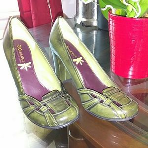 ***SOLD*** High heels 💚